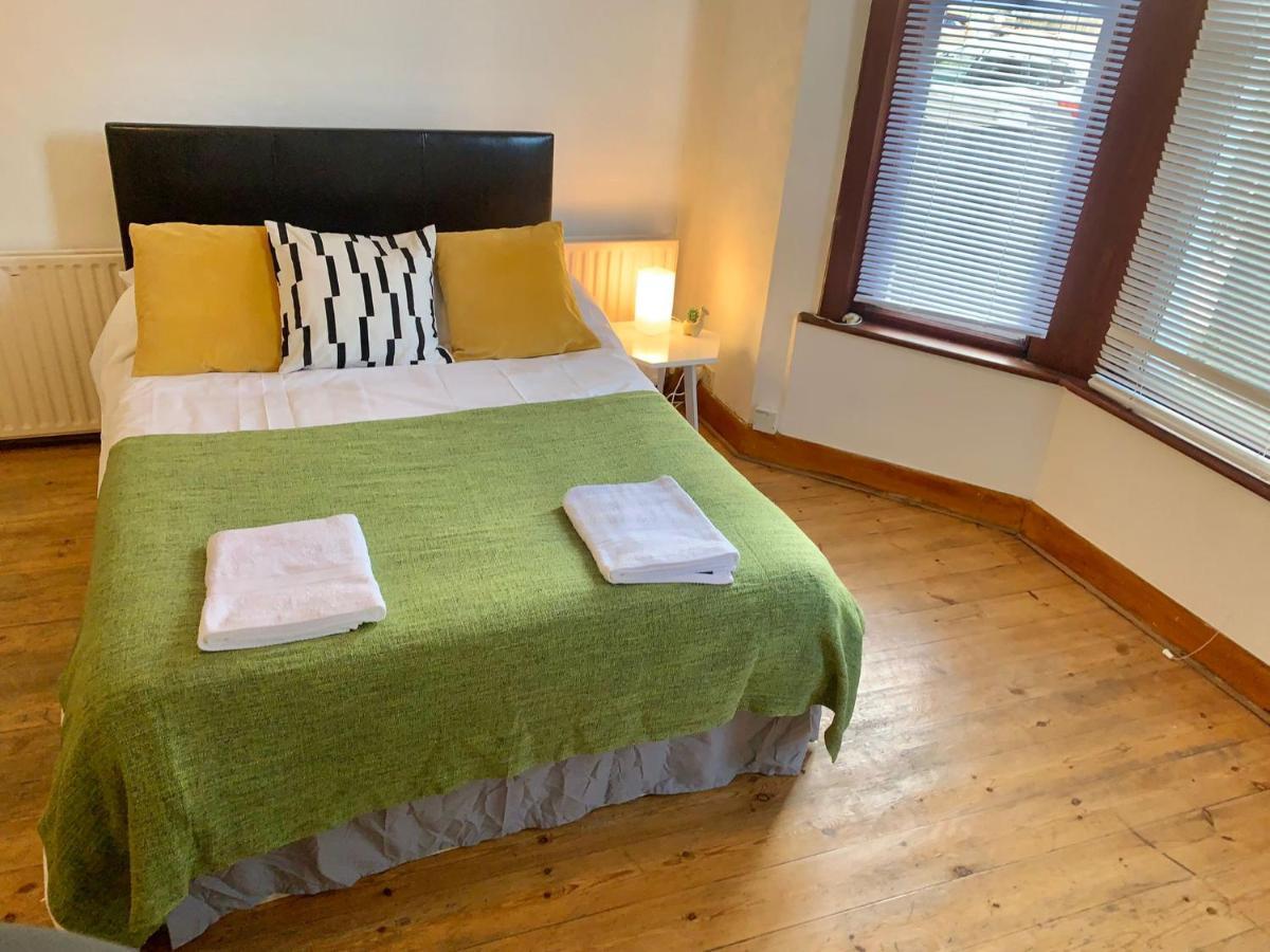 Balham, South London Spacious Guest House 1, 6 Rooms Available Buitenkant foto