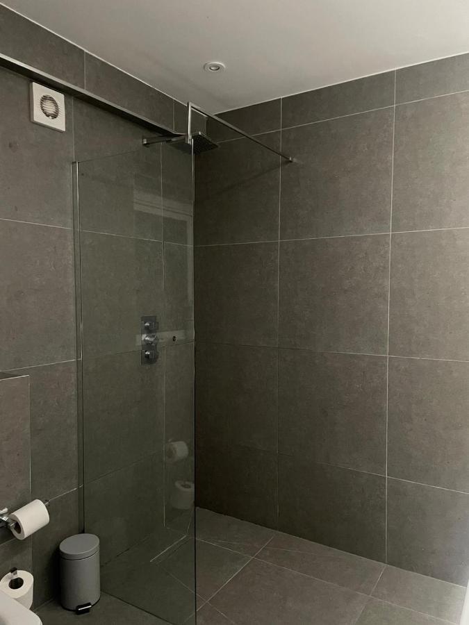 Balham, South London Spacious Guest House 1, 6 Rooms Available Buitenkant foto