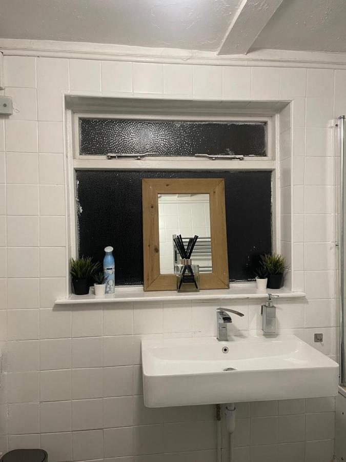 Balham, South London Spacious Guest House 1, 6 Rooms Available Buitenkant foto