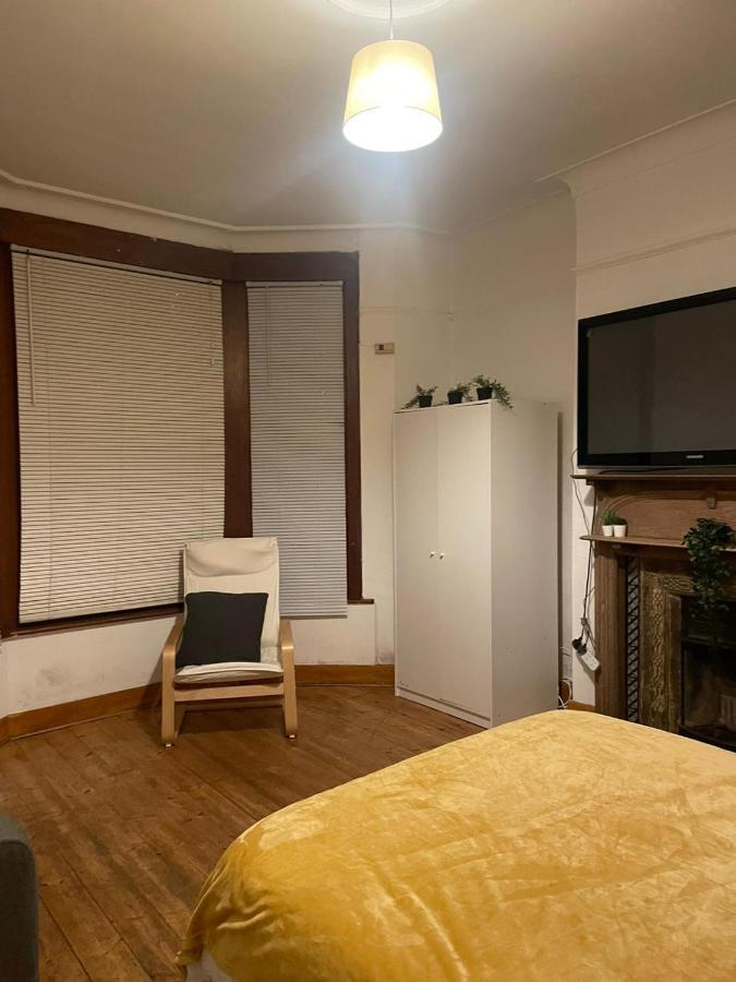 Balham, South London Spacious Guest House 1, 6 Rooms Available Buitenkant foto